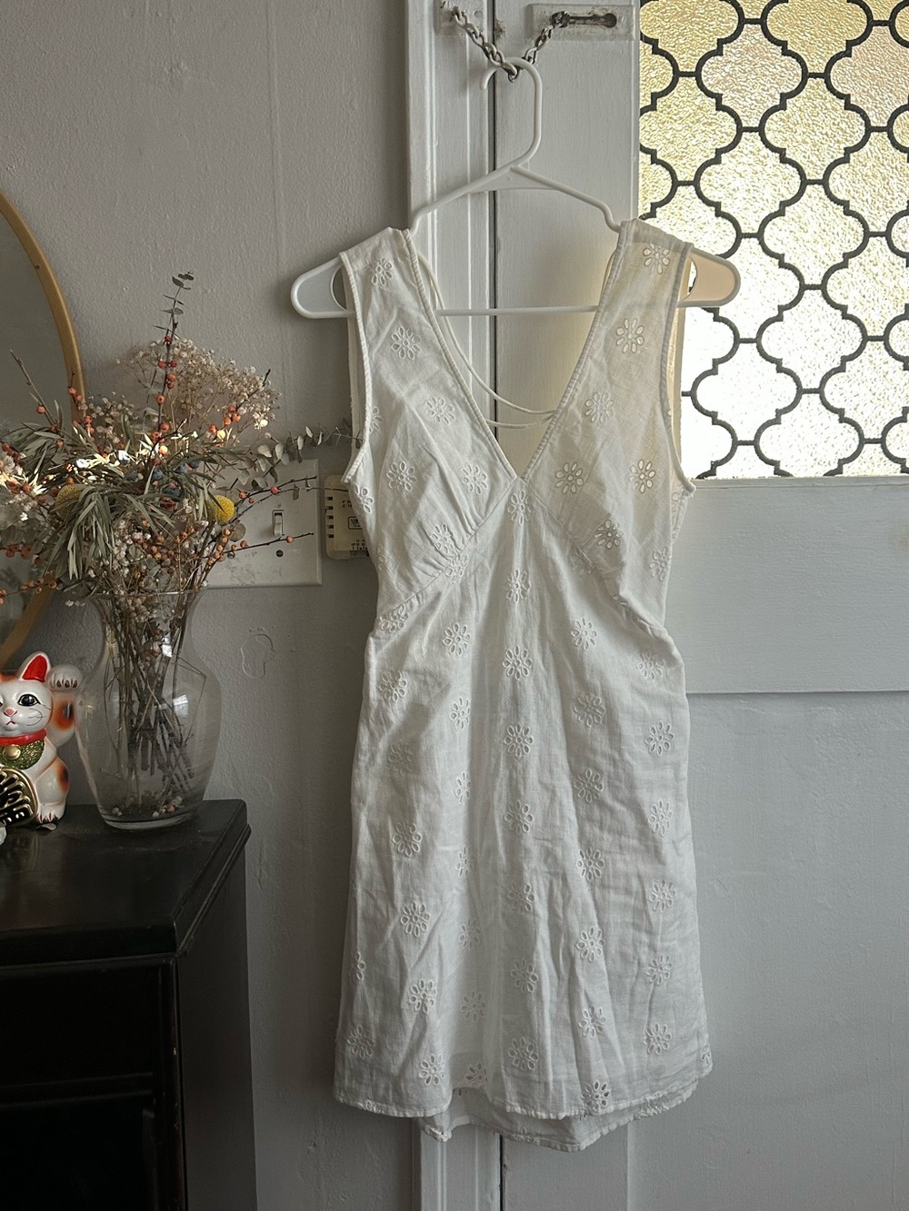 Vero MODA White Eyelet V-Neck Mini Sundress